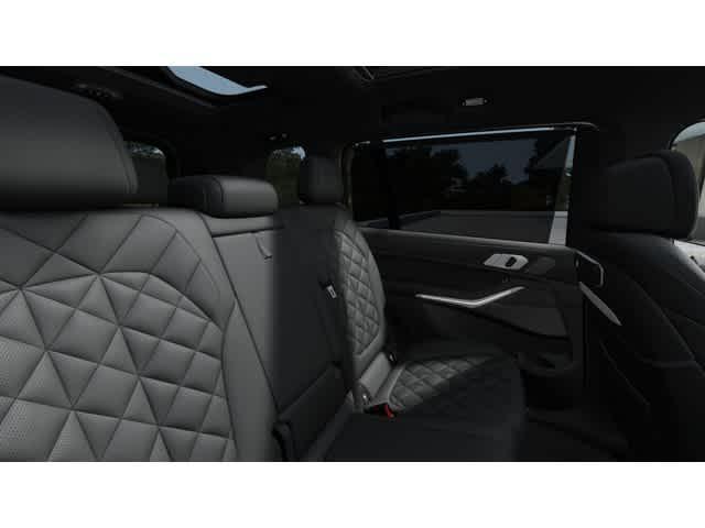 new 2026 BMW X7 car, priced at $100,555