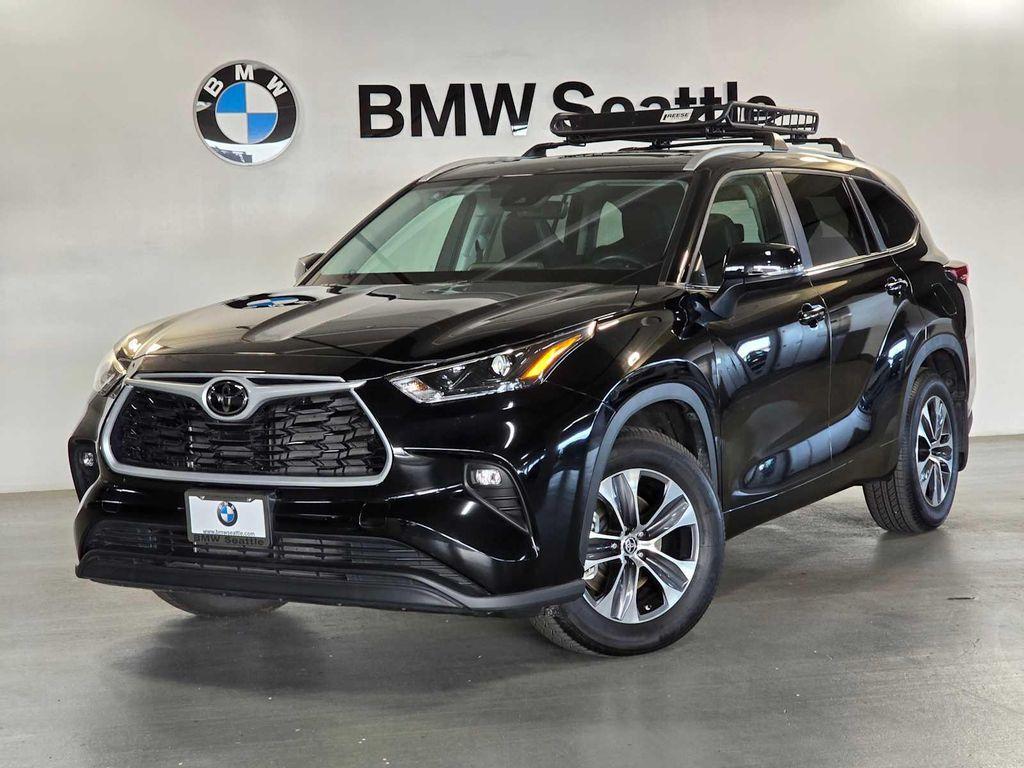 used 2024 Toyota Highlander car, priced at $45,888