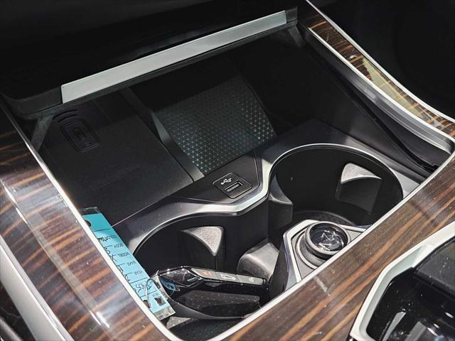 new 2026 BMW X7 car, priced at $97,654