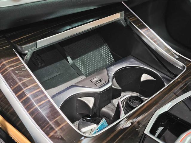new 2026 BMW X7 car, priced at $97,453