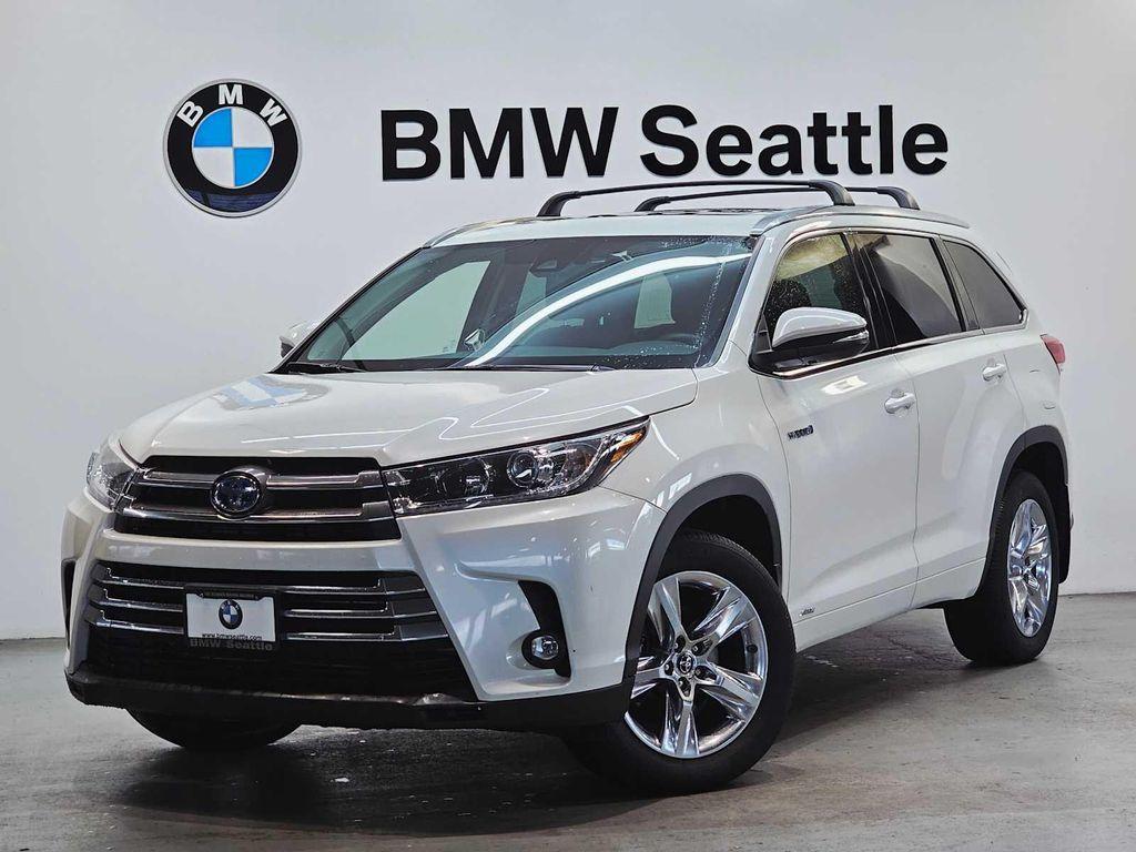 used 2019 Toyota Highlander Hybrid car, priced at $32,999