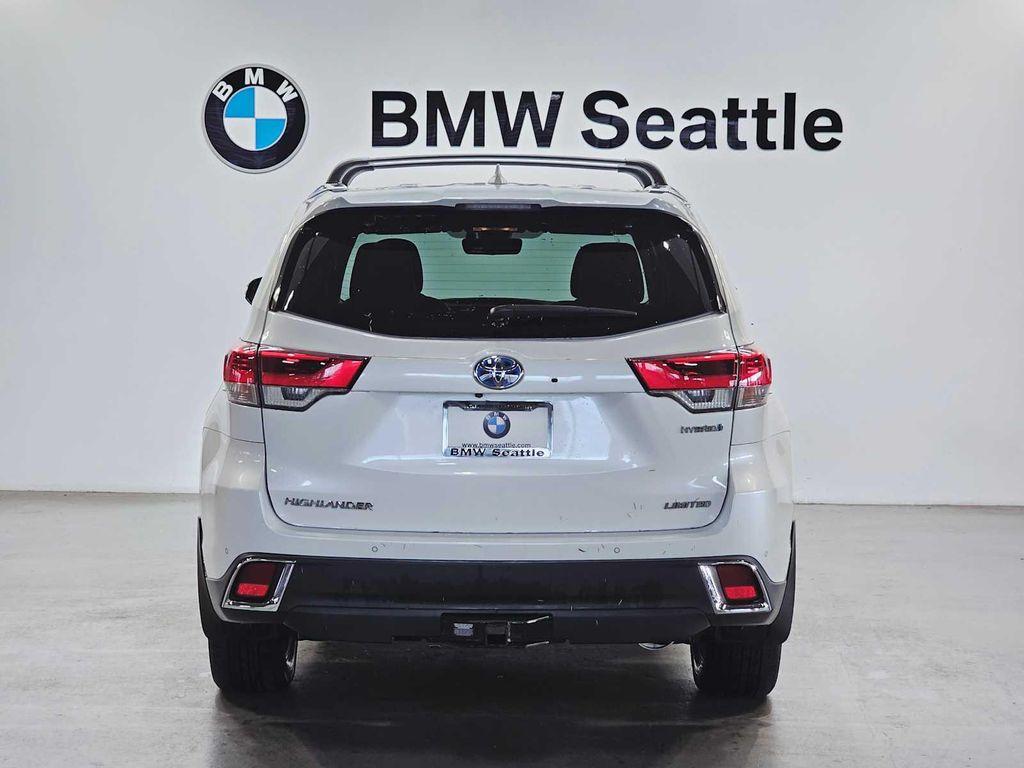 used 2019 Toyota Highlander Hybrid car, priced at $32,999
