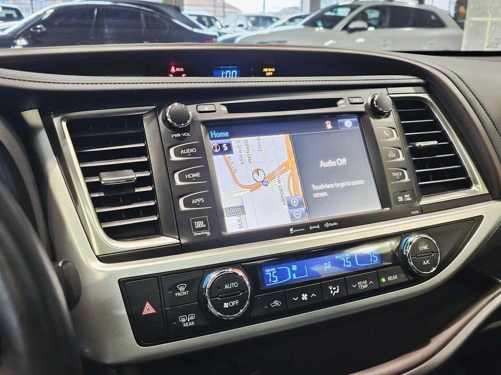 used 2019 Toyota Highlander Hybrid car, priced at $32,999