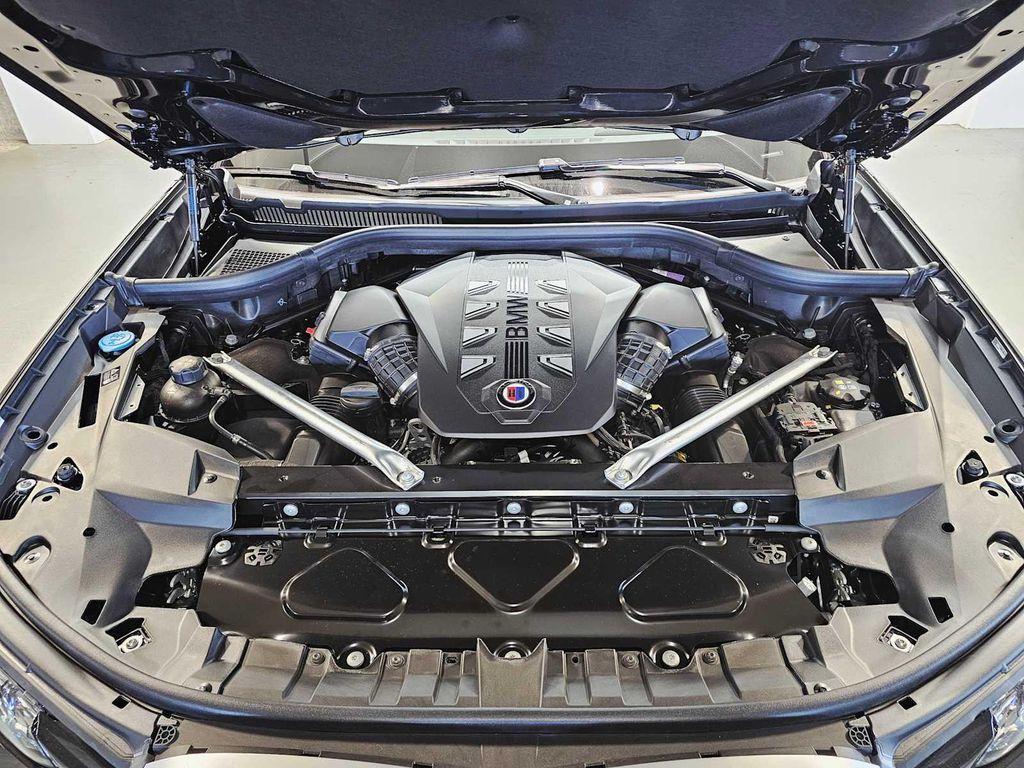new 2026 BMW ALPINA XB7 car, priced at $164,374