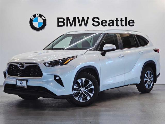 used 2023 Toyota Highlander car, priced at $34,995