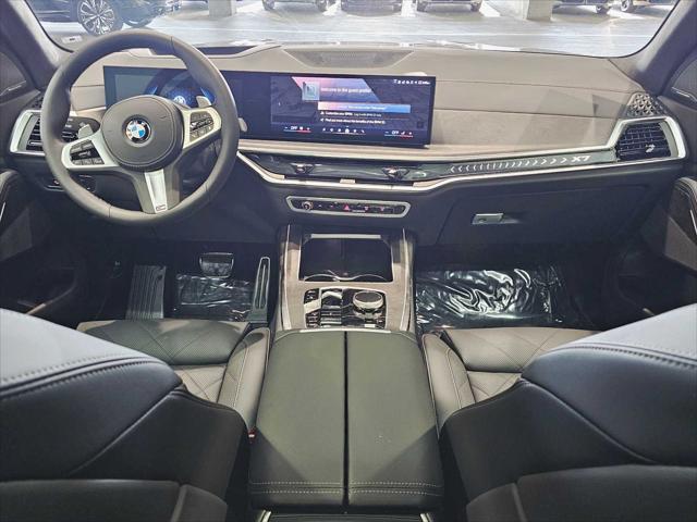 new 2026 BMW X7 car, priced at $101,063