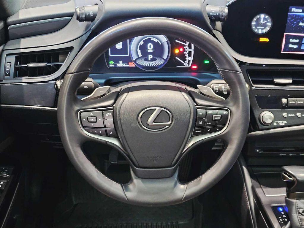 used 2022 Lexus ES 300h car, priced at $32,888