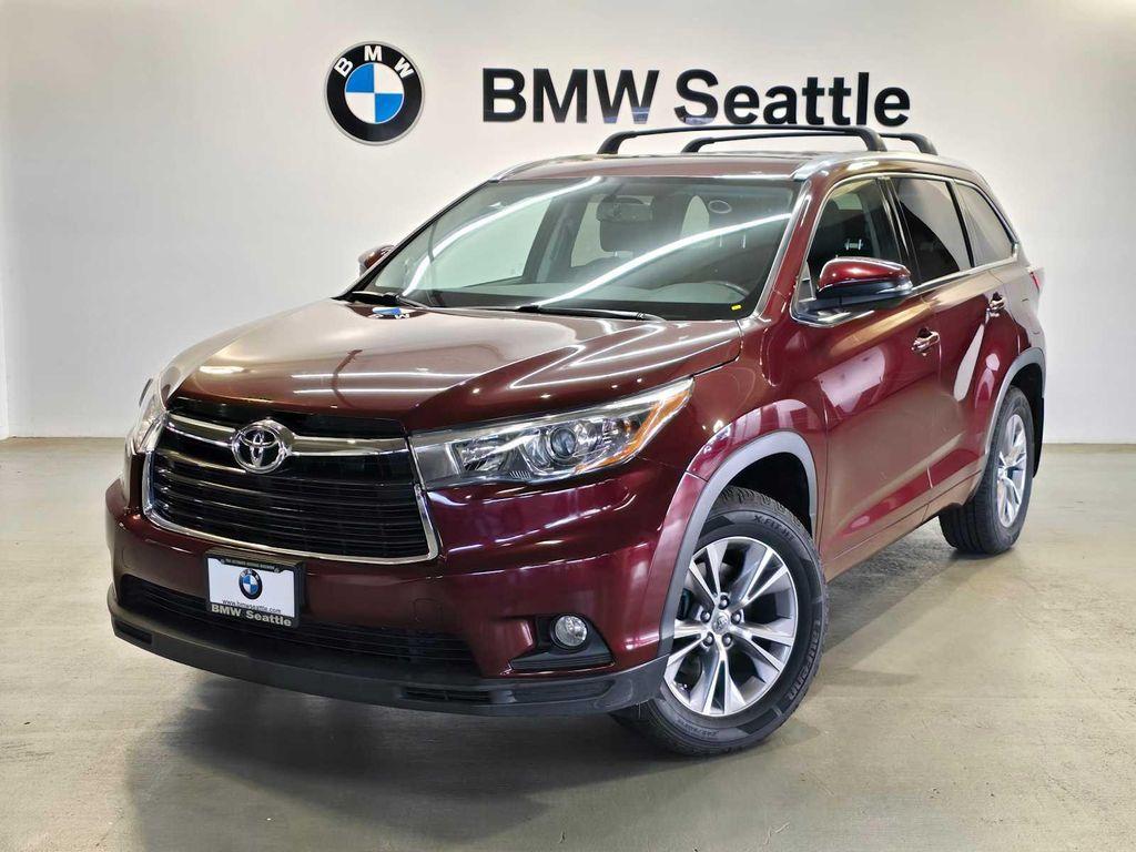 used 2015 Toyota Highlander car, priced at $21,999