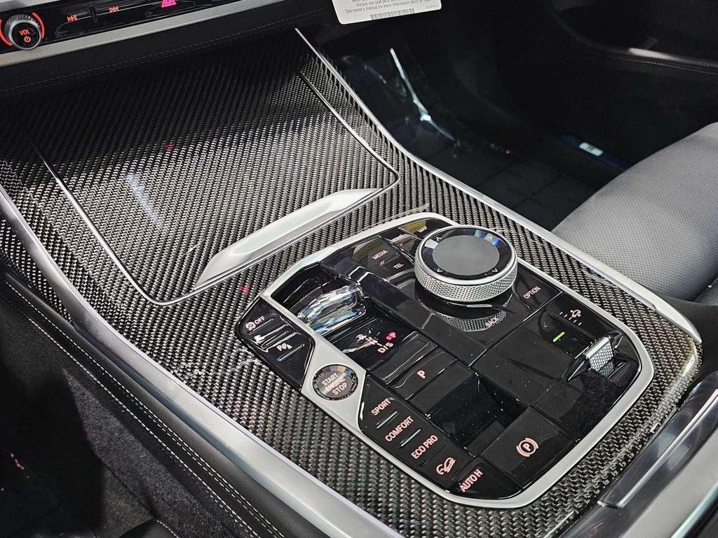 new 2026 BMW X7 car, priced at $126,154