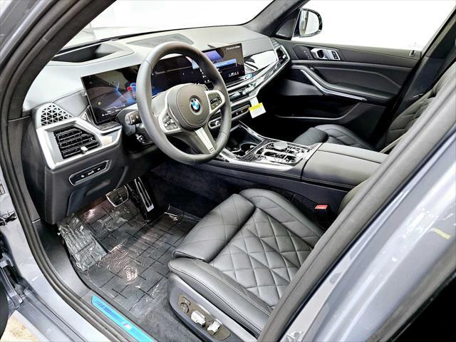 new 2025 BMW X7 car, priced at $96,700