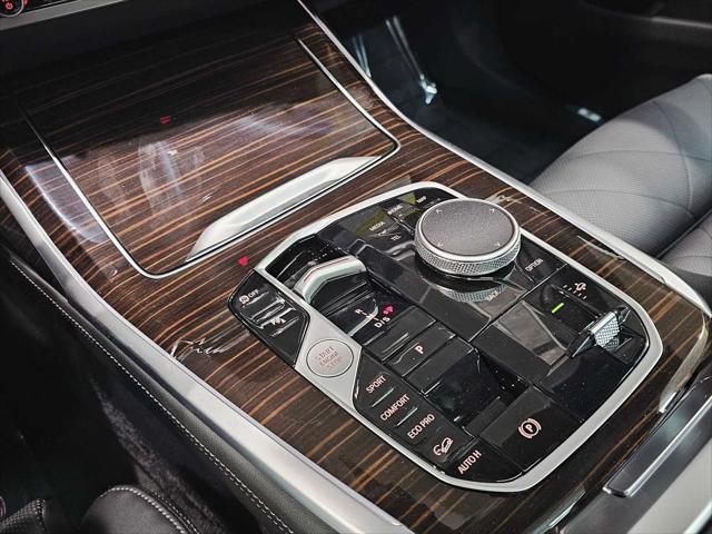 new 2026 BMW X7 car, priced at $95,754