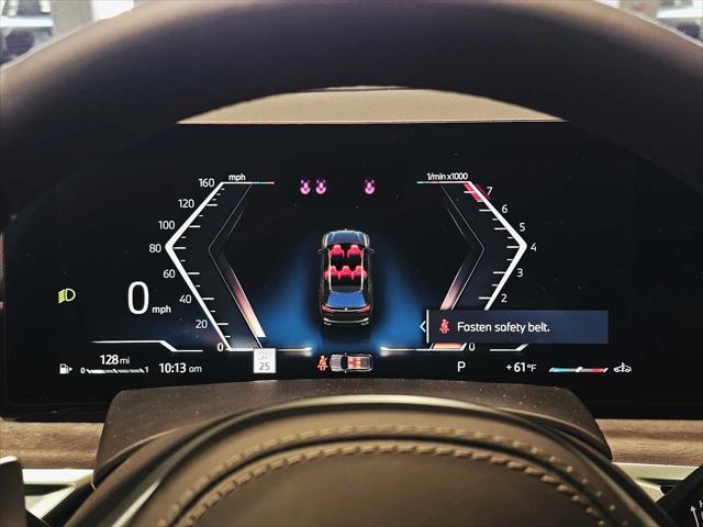 new 2026 BMW X7 car, priced at $101,253