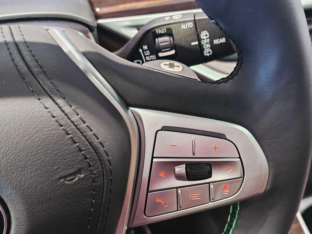 new 2026 BMW ALPINA XB7 car, priced at $164,374