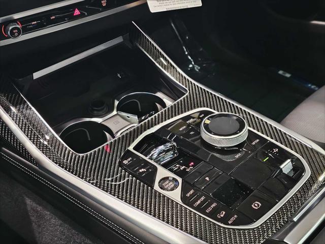 new 2026 BMW X7 car, priced at $125,603