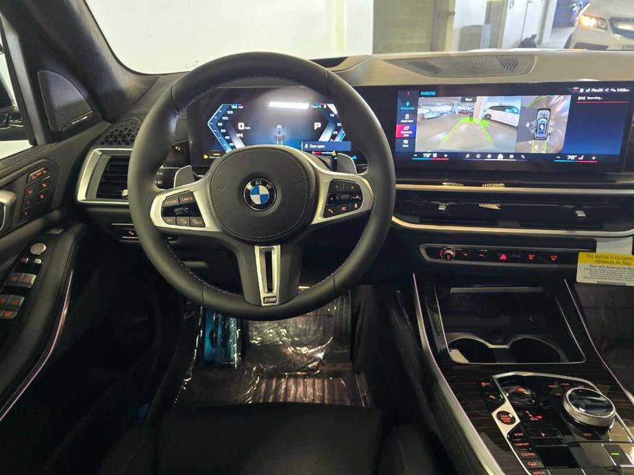 new 2025 BMW X7 car, priced at $120,400