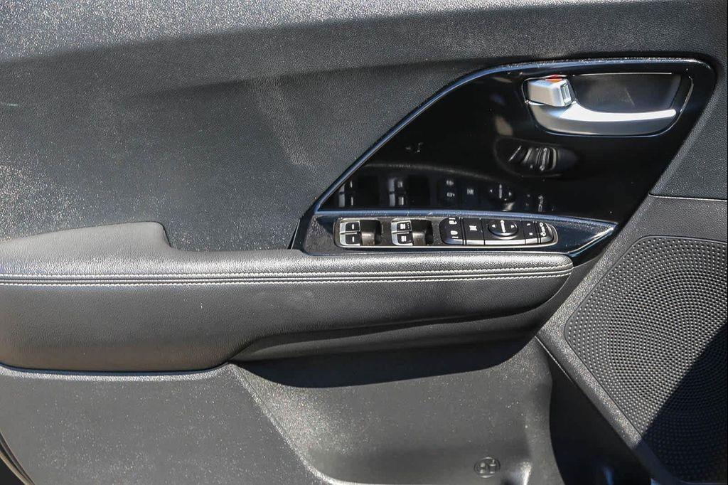 used 2022 Kia Niro Plug-In Hybrid car, priced at $20,101