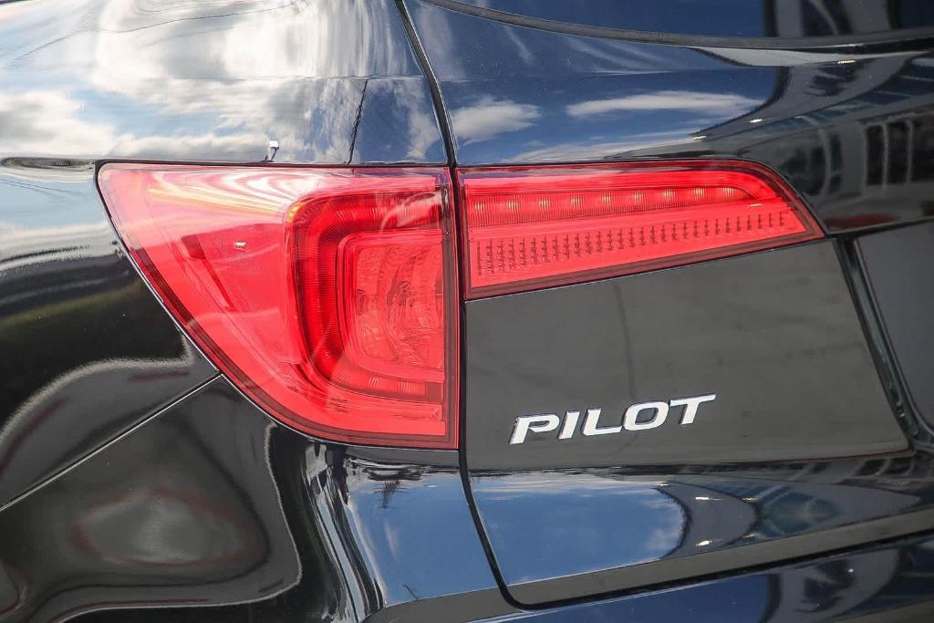 used 2018 Honda Pilot car, priced at $26,998