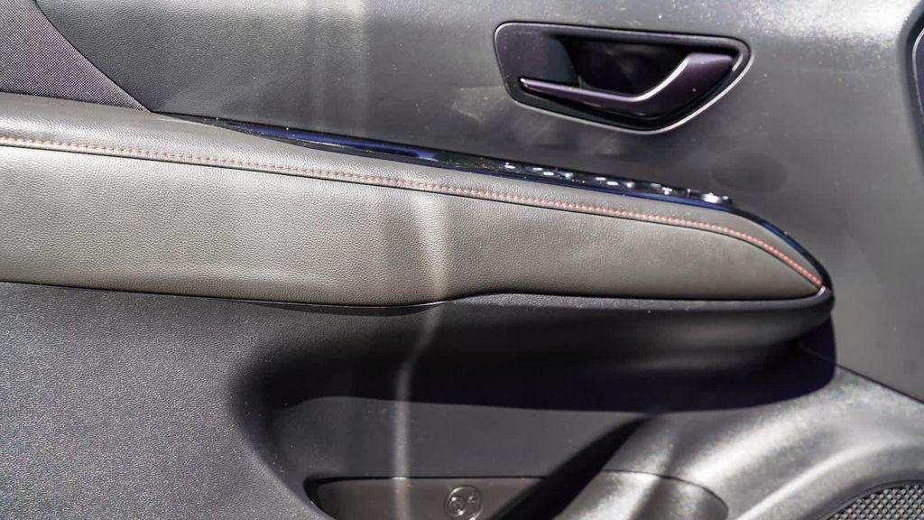 used 2024 Hyundai TUCSON Hybrid car, priced at $23,527