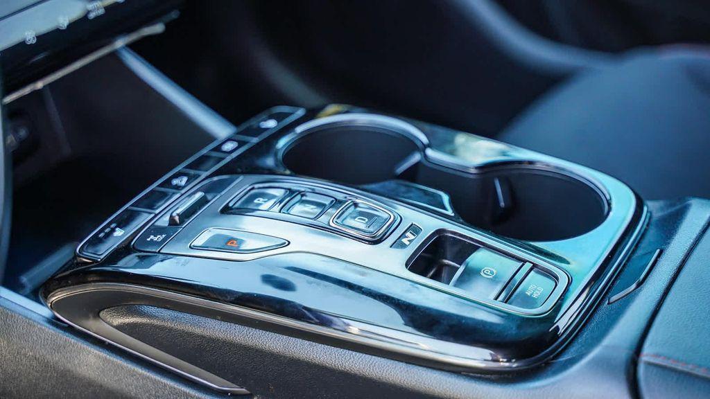 used 2024 Hyundai TUCSON Hybrid car, priced at $23,527