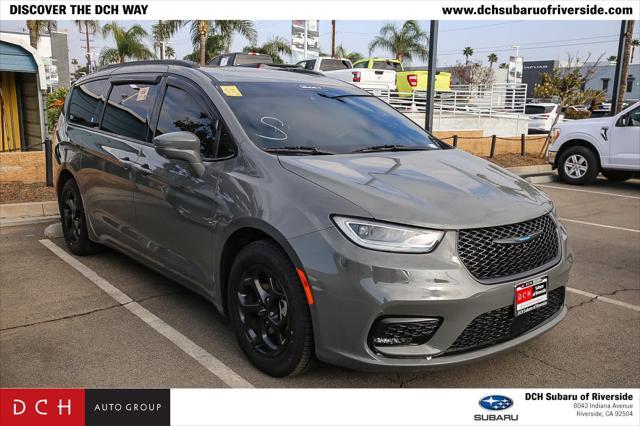 used 2021 Chrysler Pacifica Hybrid car, priced at $29,361