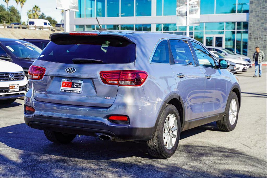 used 2020 Kia Sorento car, priced at $15,999