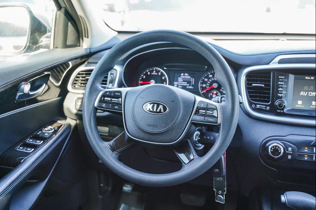 used 2020 Kia Sorento car, priced at $15,999