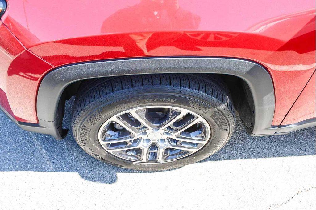 used 2019 Jeep Compass car, priced at $15,555