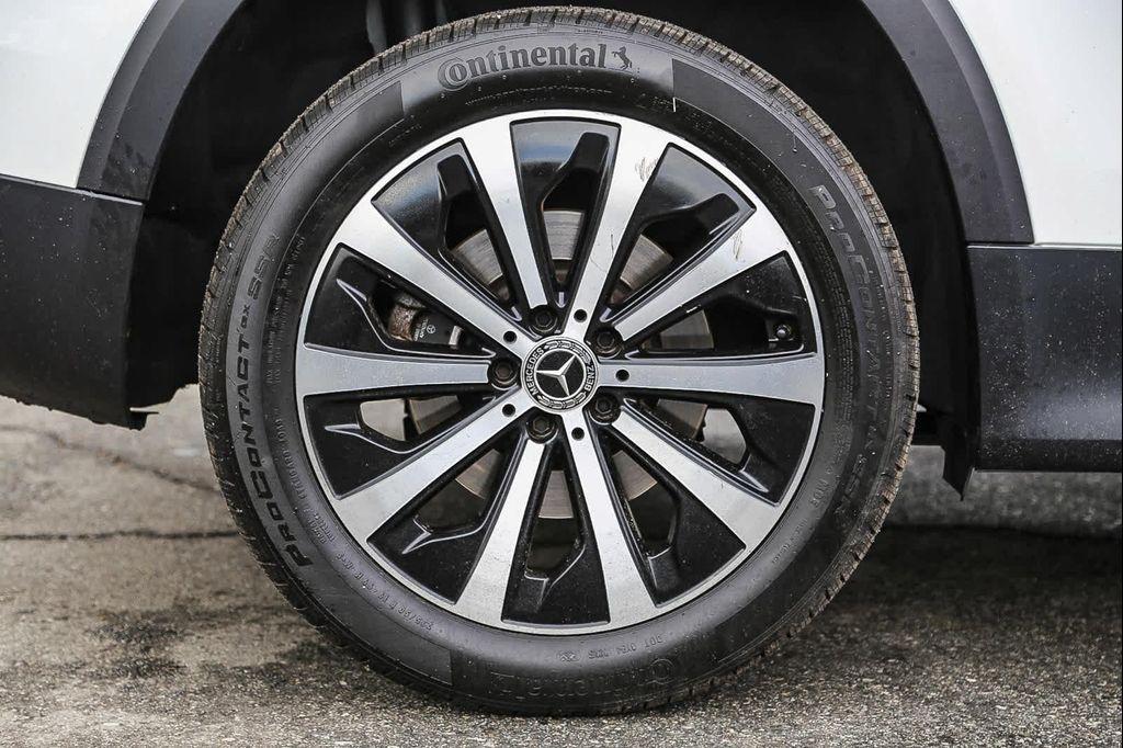 used 2021 Mercedes-Benz GLB 250 car, priced at $23,346