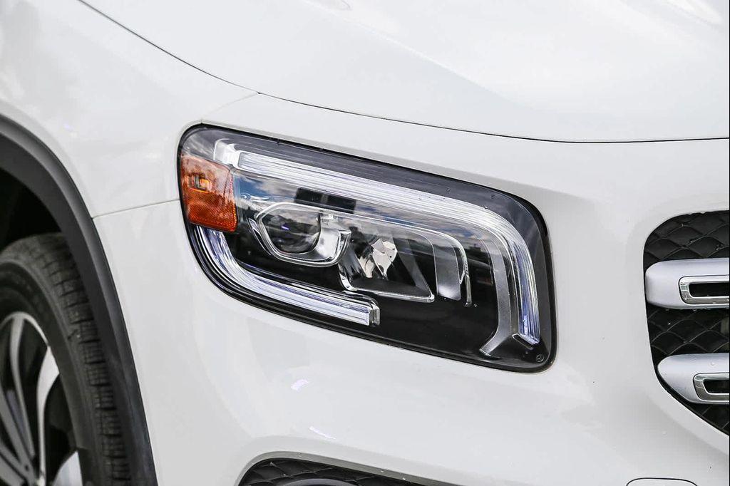 used 2021 Mercedes-Benz GLB 250 car, priced at $23,346