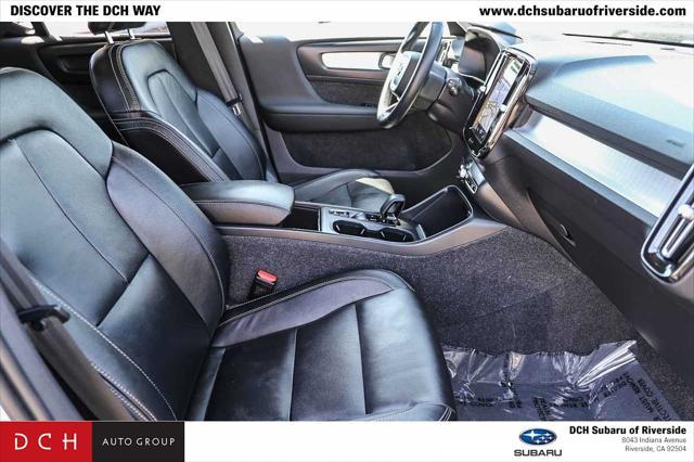 used 2022 Volvo XC40 car, priced at $25,994