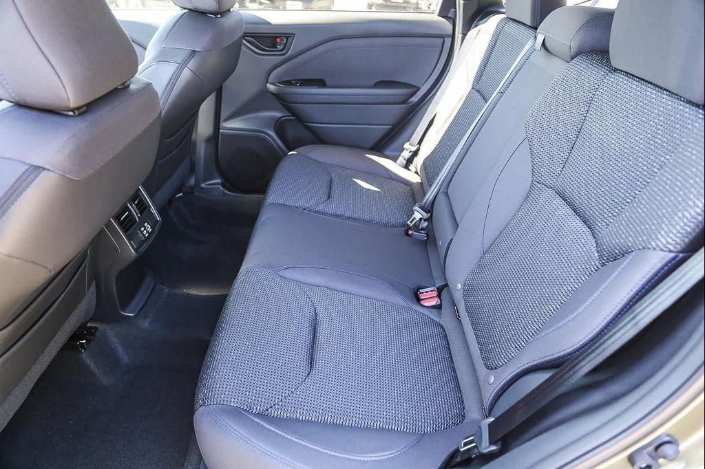 new 2025 Subaru Forester car, priced at $33,618