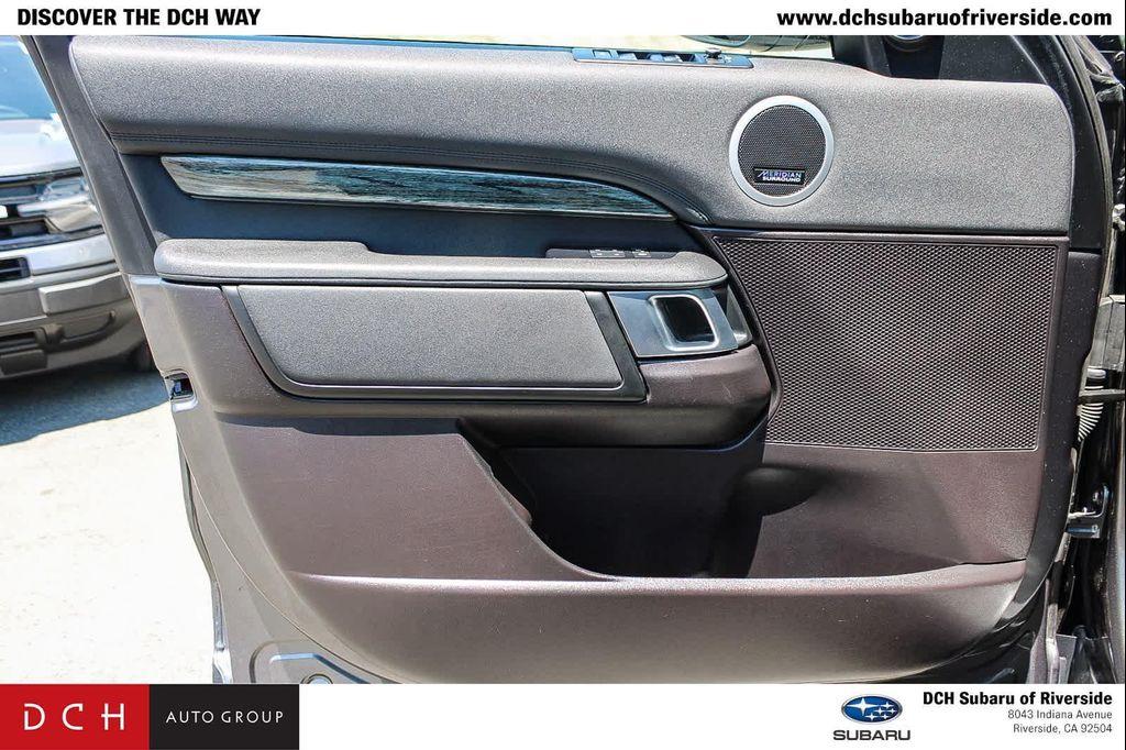 used 2018 Land Rover Discovery car, priced at $19,999