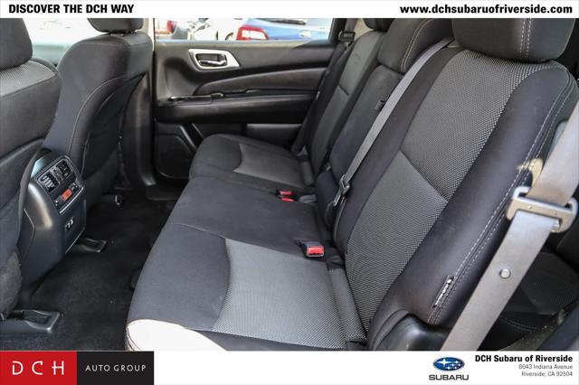 used 2020 Nissan Pathfinder car, priced at $17,995