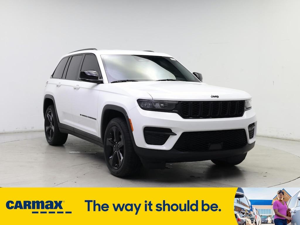 used 2022 Jeep Grand Cherokee car, priced at $32,998