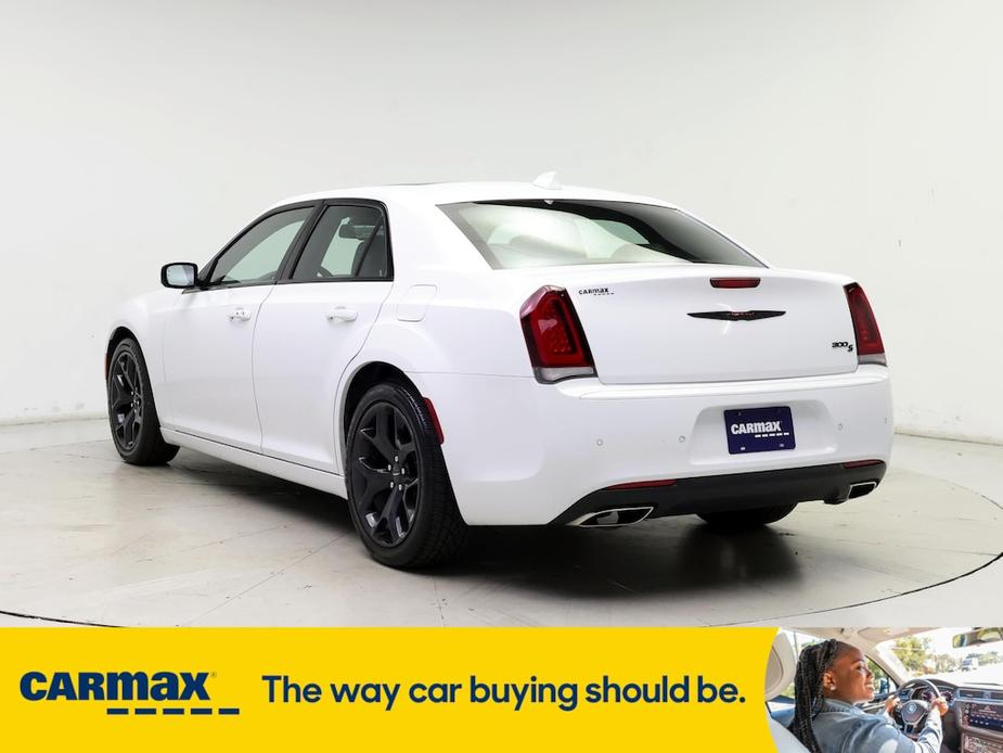 used 2022 Chrysler 300 car, priced at $25,998