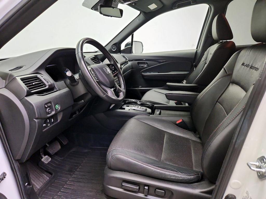 used 2022 Honda Pilot car, priced at $35,998