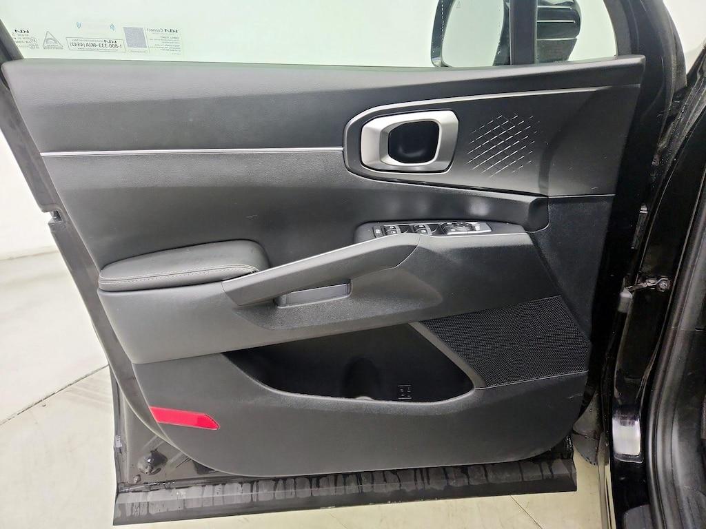 used 2023 Kia Sorento car, priced at $26,998