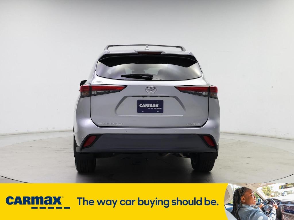 used 2023 Toyota Highlander car, priced at $41,998