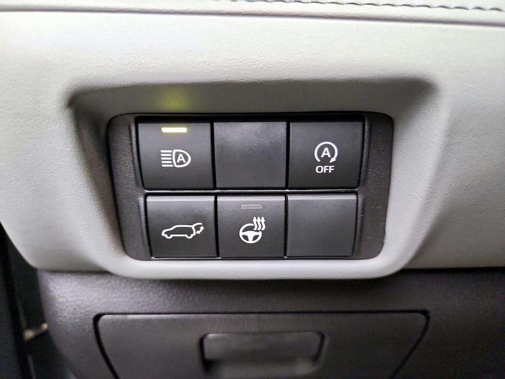 used 2023 Toyota Highlander car, priced at $41,998