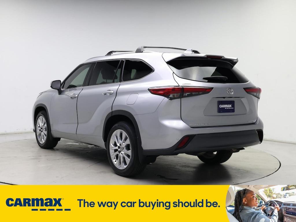 used 2023 Toyota Highlander car, priced at $41,998