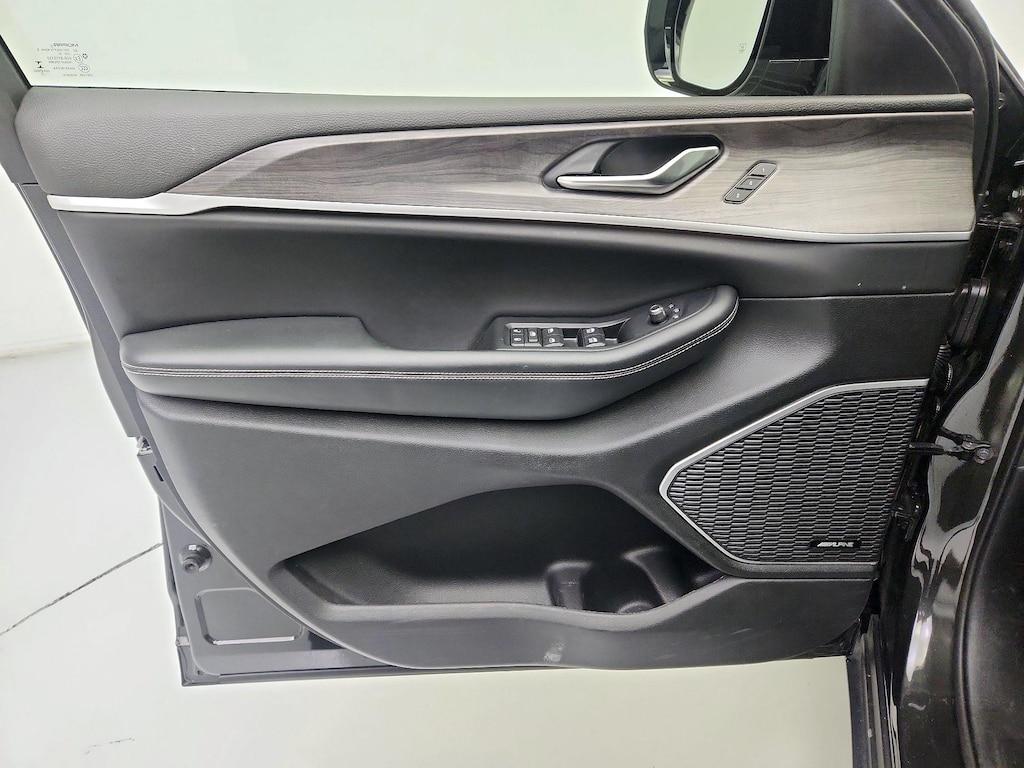 used 2022 Jeep Grand Cherokee L car, priced at $35,998