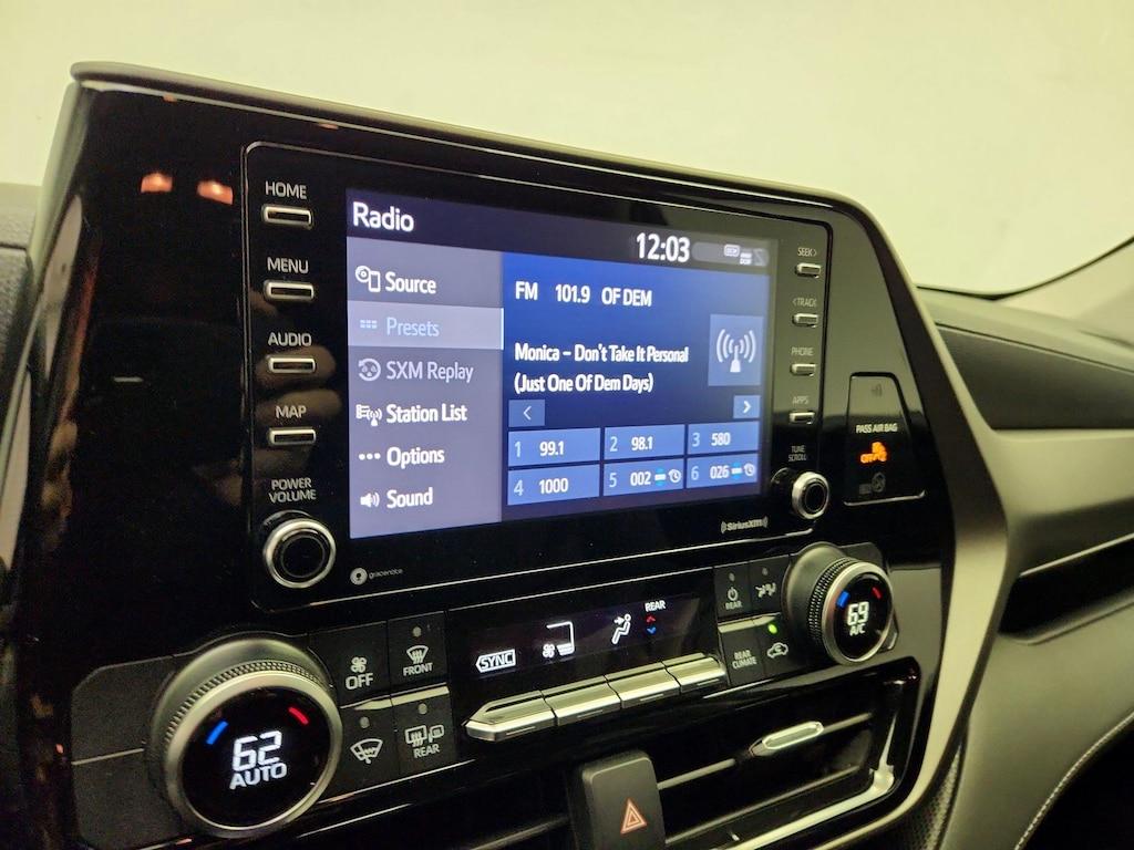 used 2021 Toyota Highlander car, priced at $27,998