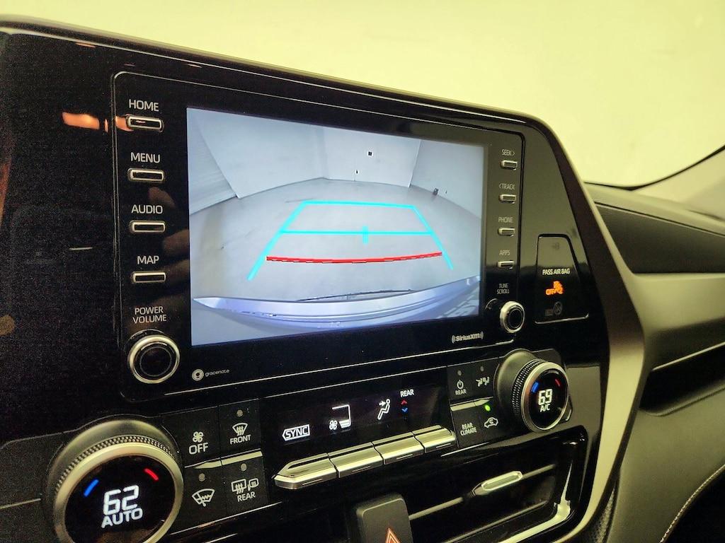 used 2021 Toyota Highlander car, priced at $27,998