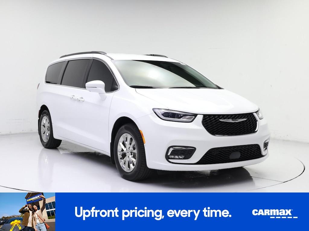 used 2022 Chrysler Pacifica car, priced at $34,998