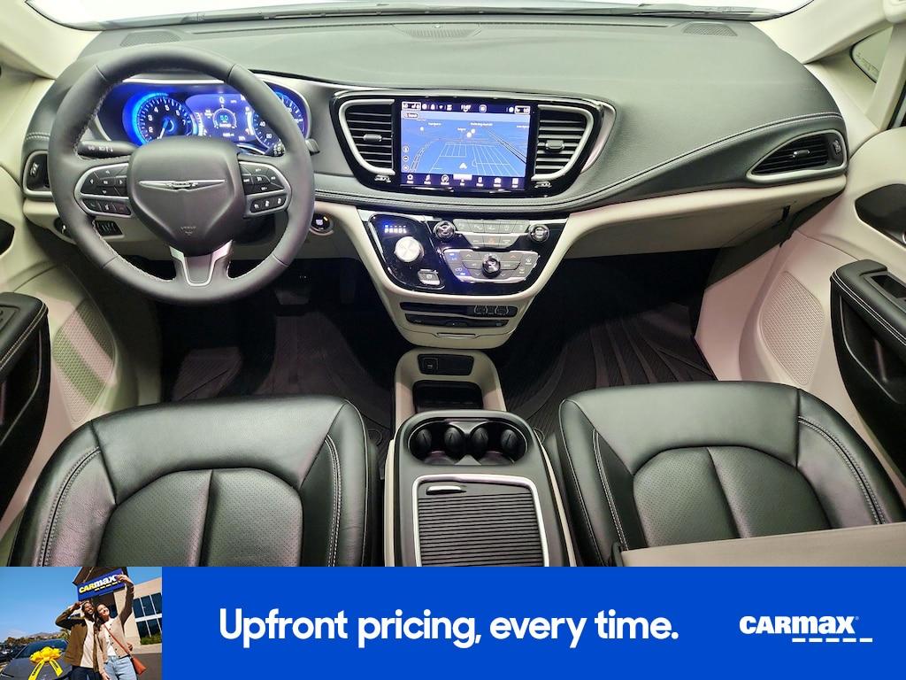 used 2022 Chrysler Pacifica car, priced at $34,998