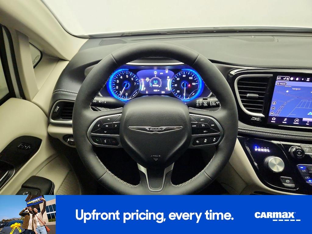 used 2022 Chrysler Pacifica car, priced at $34,998