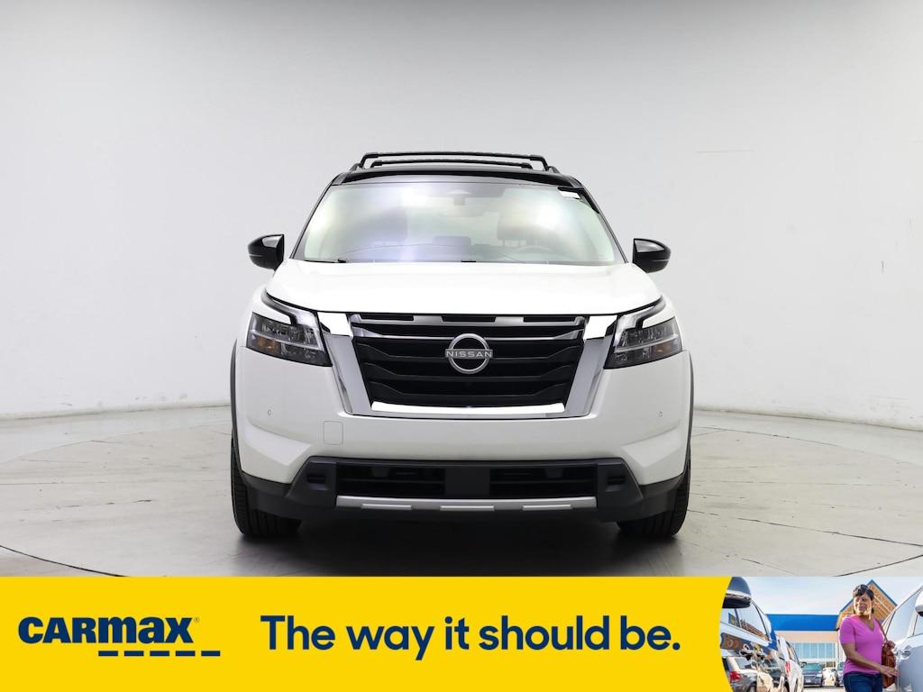used 2023 Nissan Pathfinder car, priced at $30,998