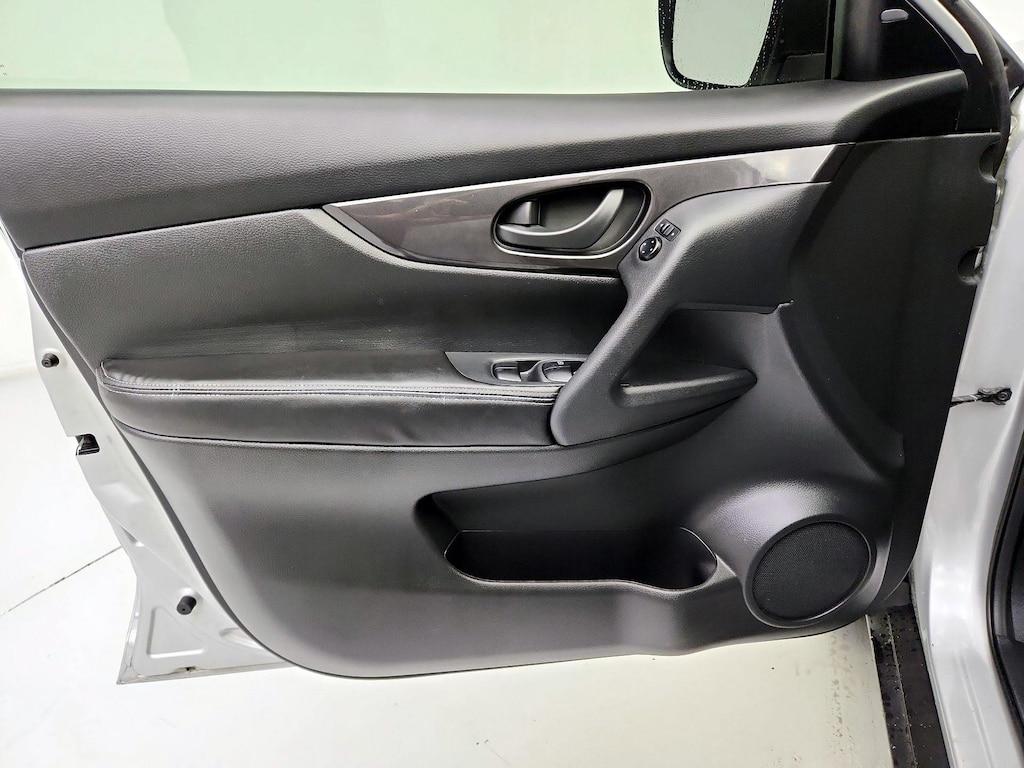 used 2020 Nissan Rogue car, priced at $16,998