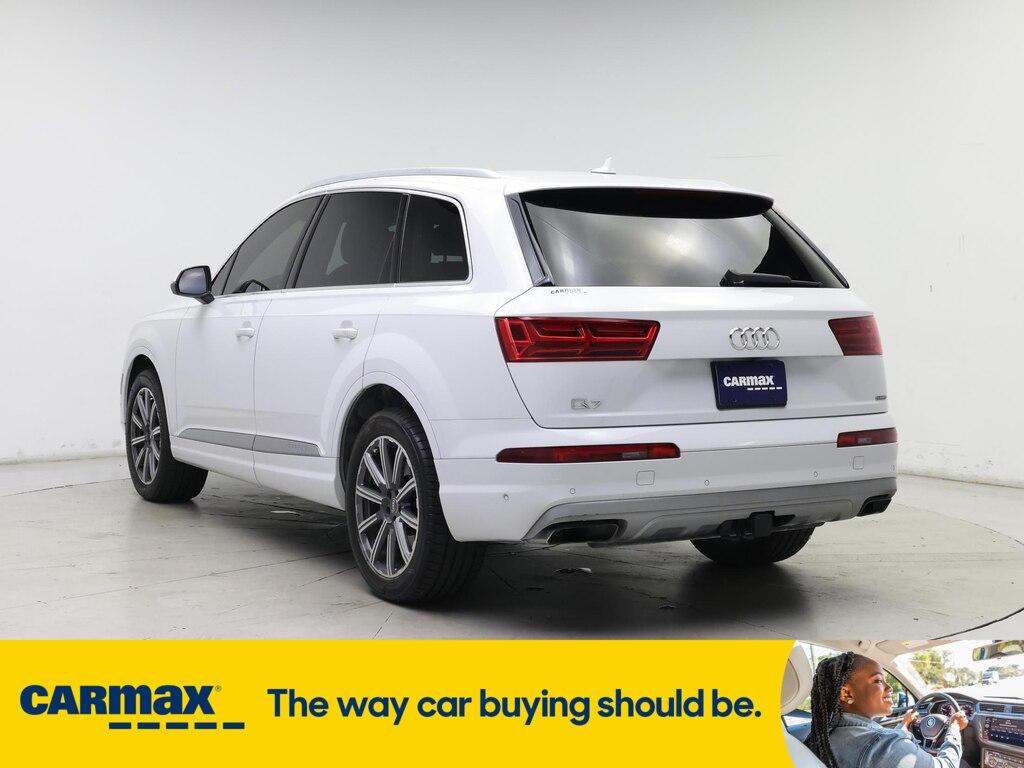 used 2019 Audi Q7 car, priced at $27,998