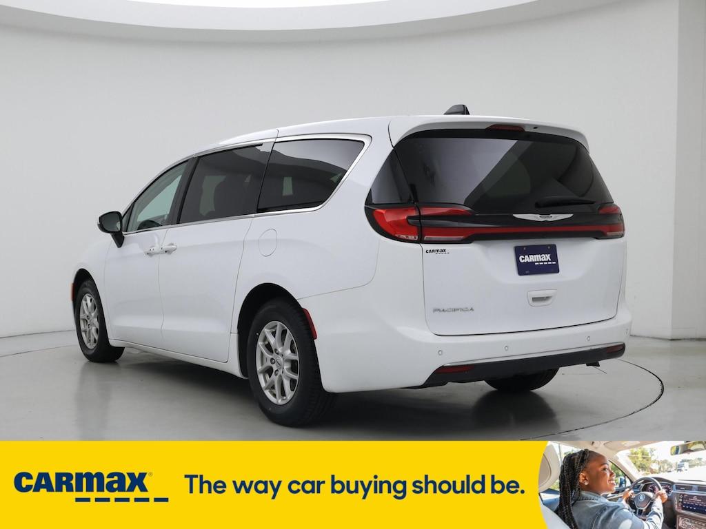 used 2023 Chrysler Pacifica car, priced at $26,998